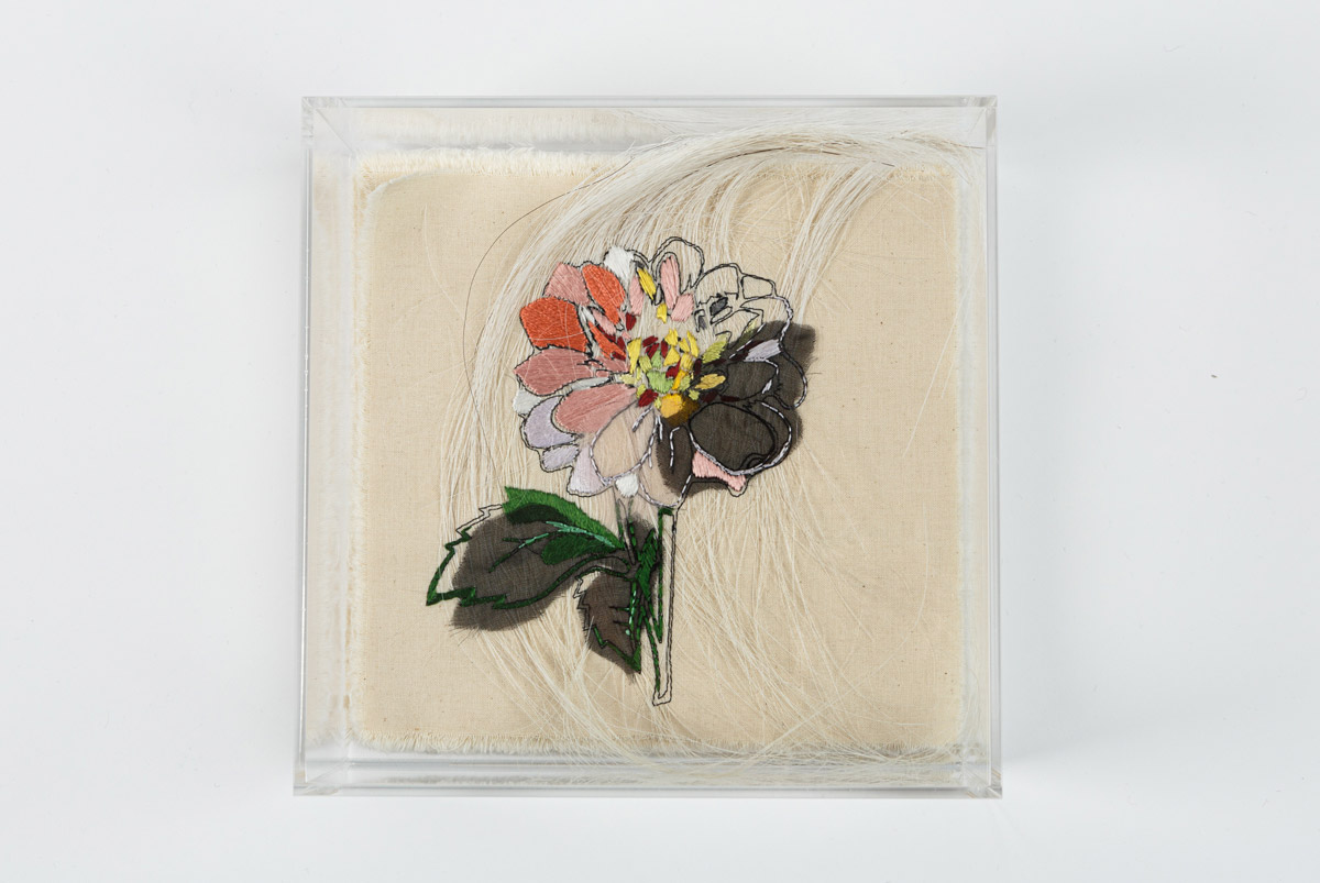 Het Borduurburo, Martine van 't Hul, Rouw, Mourning, rouwborduur, borduren, machinaal borduur, embroidery specialist