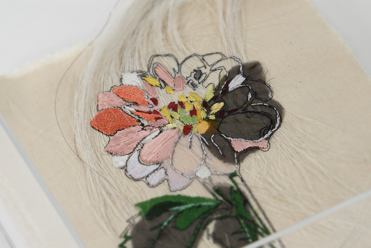 Het Borduurburo, Martine van 't Hul, Rouw, Mourning, rouwborduur, borduren, machinaal borduur, embroidery specialist