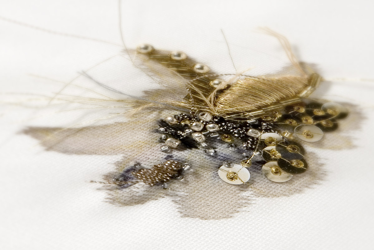 Het Borduurburo, Martine van 't Hul, Rouw, Mourning, rouwborduur, borduren, machinaal borduur, embroidery specialist